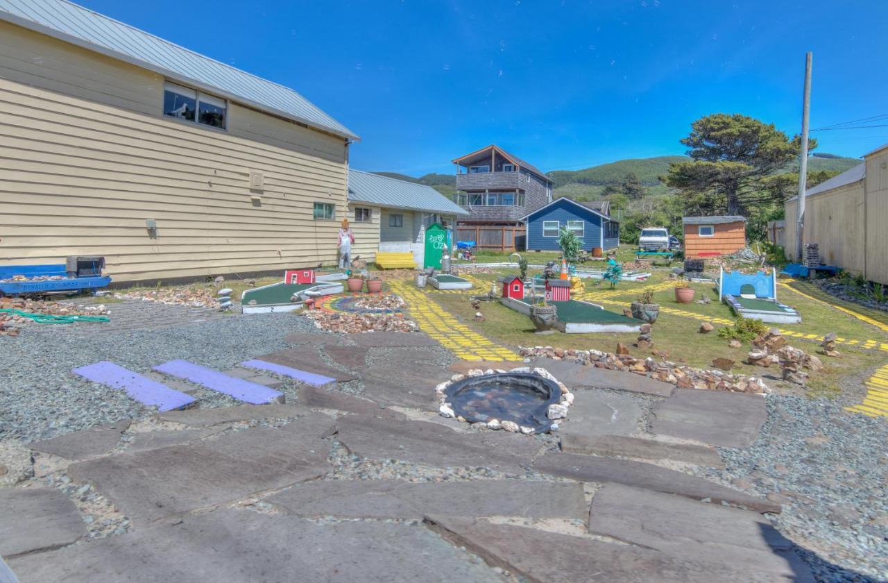 On The Rocks Villa Rockaway Beach Exterior photo